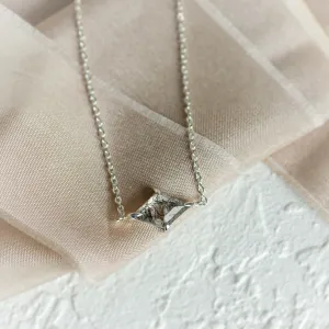 Zlatý náramek s kite rutilovým křišťálem POLLIS