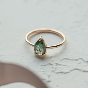 Minimalist engagement ring with moss agate FREYA Thumbnail