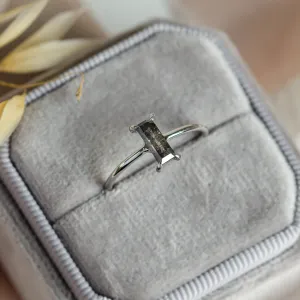 Art deco styled ring with salt'n'pepper diamond ERMANNO Thumbnail