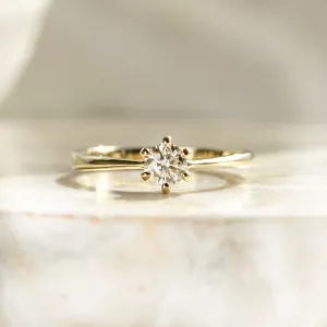 Classic engagement ring with lab-grown diamond STAMO Thumbnail