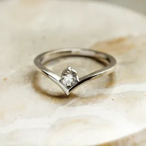 Original engagement ring with lab-grown diamond AMYA