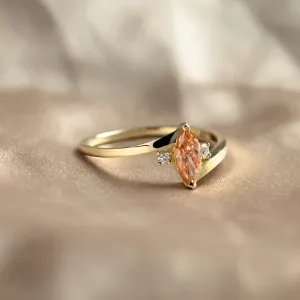Gold ring with orange and white lab grown diamnods PESCA Thumbnail