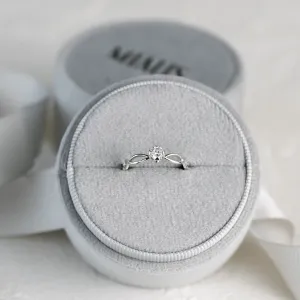 Entwined ring with lab-grown diamond QUEENO Thumbnail