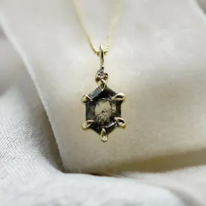 Gold necklace with hexagon salt'n'pepper diamond VANESSA