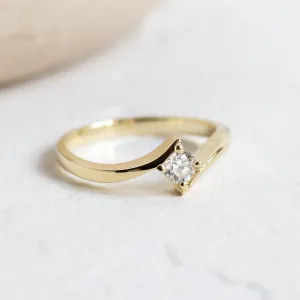 Gold engagement ring with lab-grown diamond GRESIA Thumbnail