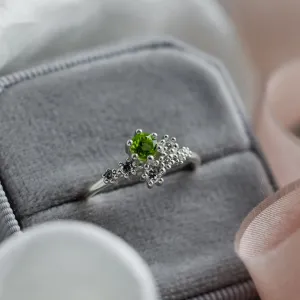 Cluster ring with peridot and diamonds GOOSEBERRY Thumbnail