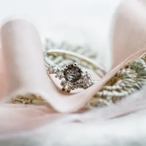 Cluster ring with rutilated quartz and diamonds SATURN Thumbnail