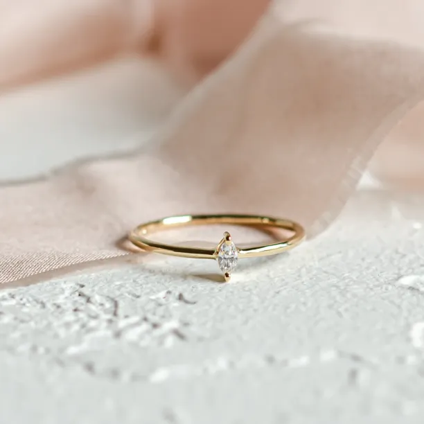 Minimalist engagement ring with marquise diamond ANTOINETTA Image