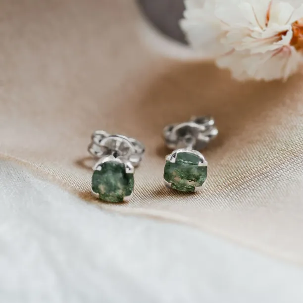 Round gold stud earrings with moss agate RENE Image