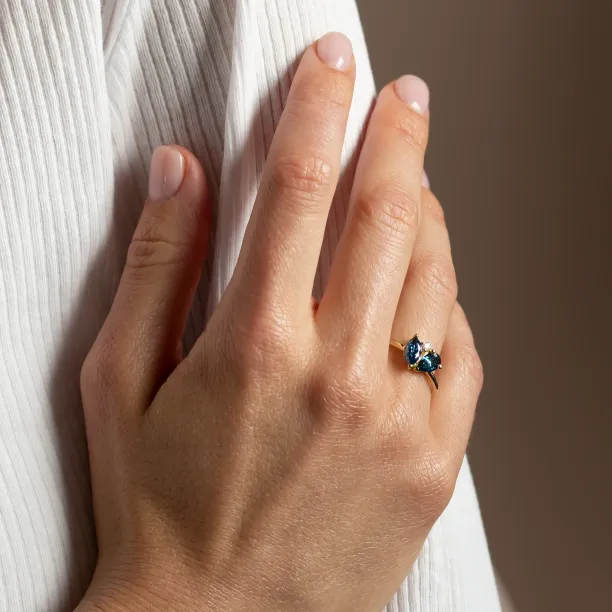 Toi et moi lab-grown diamond ring CARMELA Image