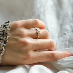 Romantic engagement ring with morganite and diamonds MONYX Thumbnail