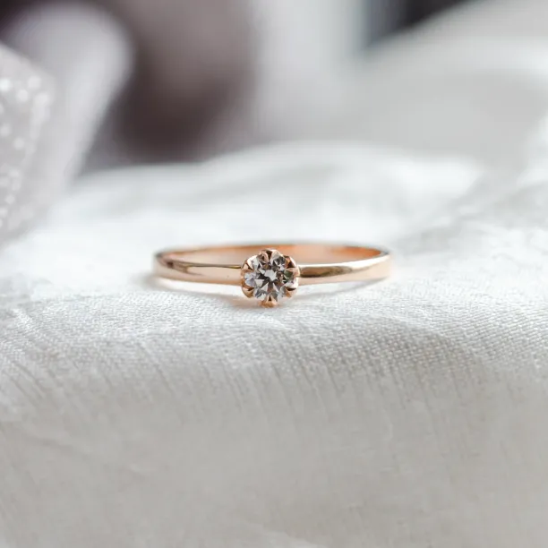 Zásnubní prsten z bílého zlata s diamantem 0.25ct FISKO  Image