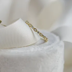 Vintage eternity prsten s diamanty LATVIA Thumbnail