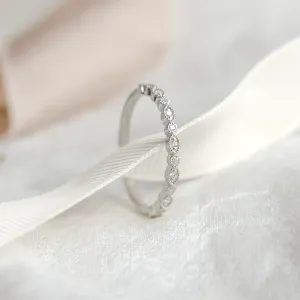 Vintage eternity prsten s diamanty LATVIA Thumbnail