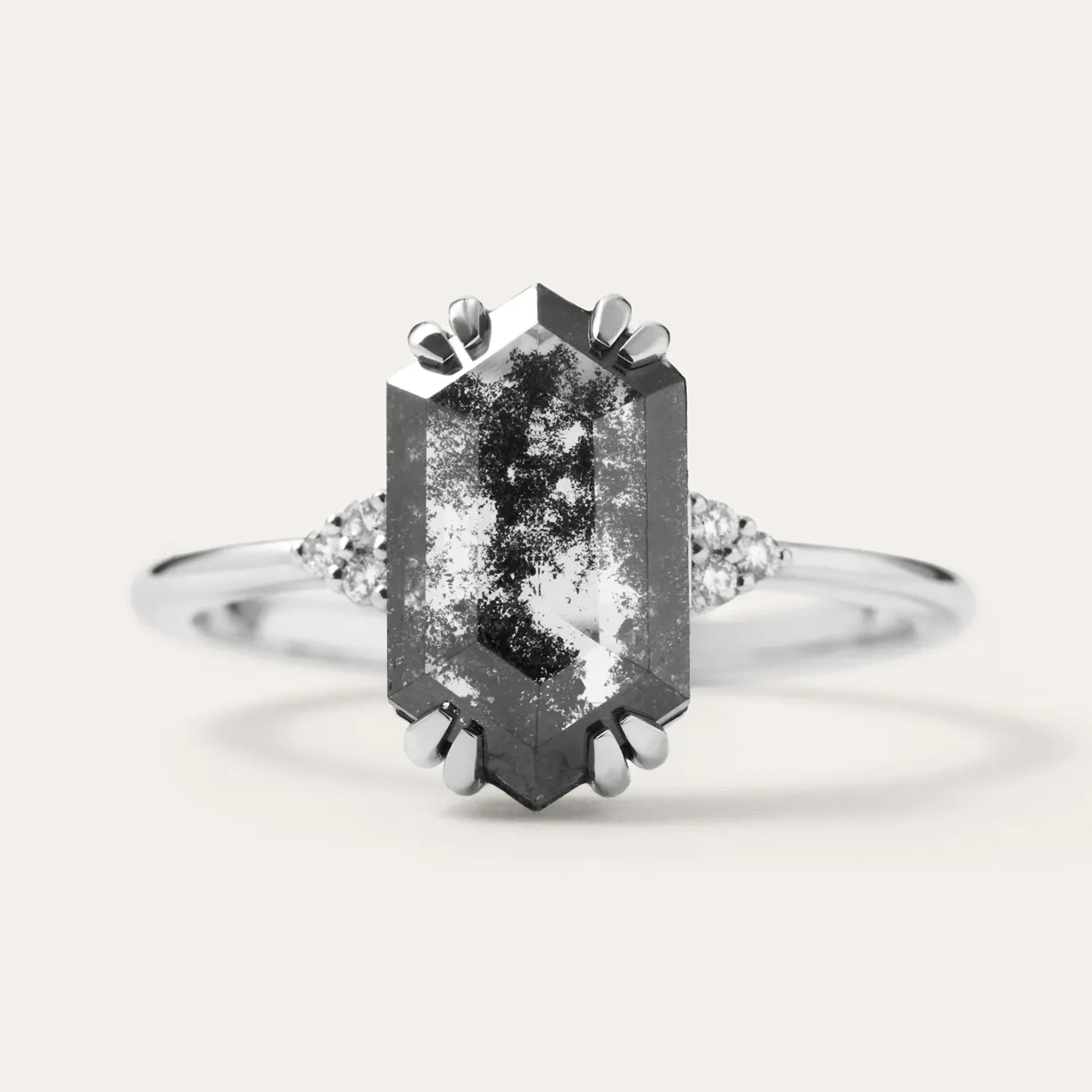 Salt and pepper diamond product 2