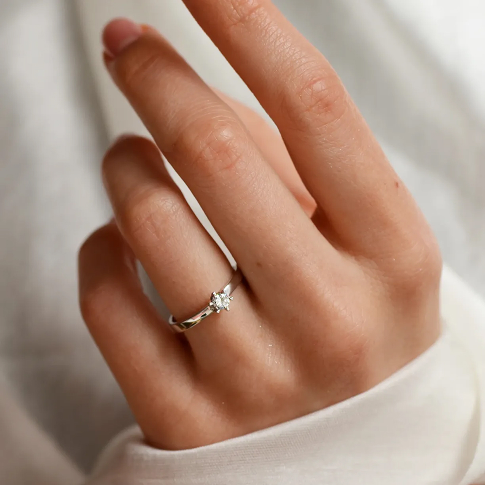 Diamond carat weight