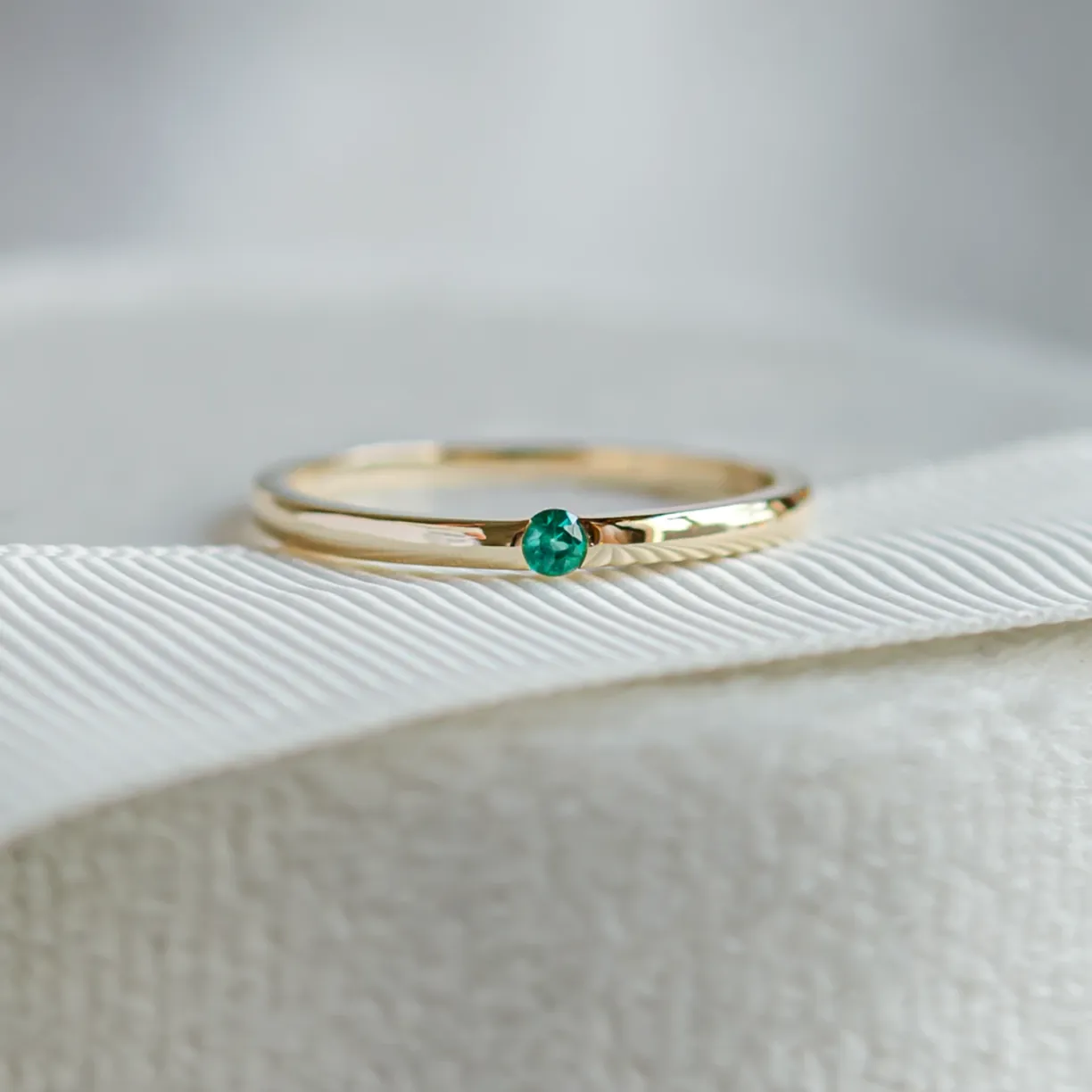 emerald_ring 