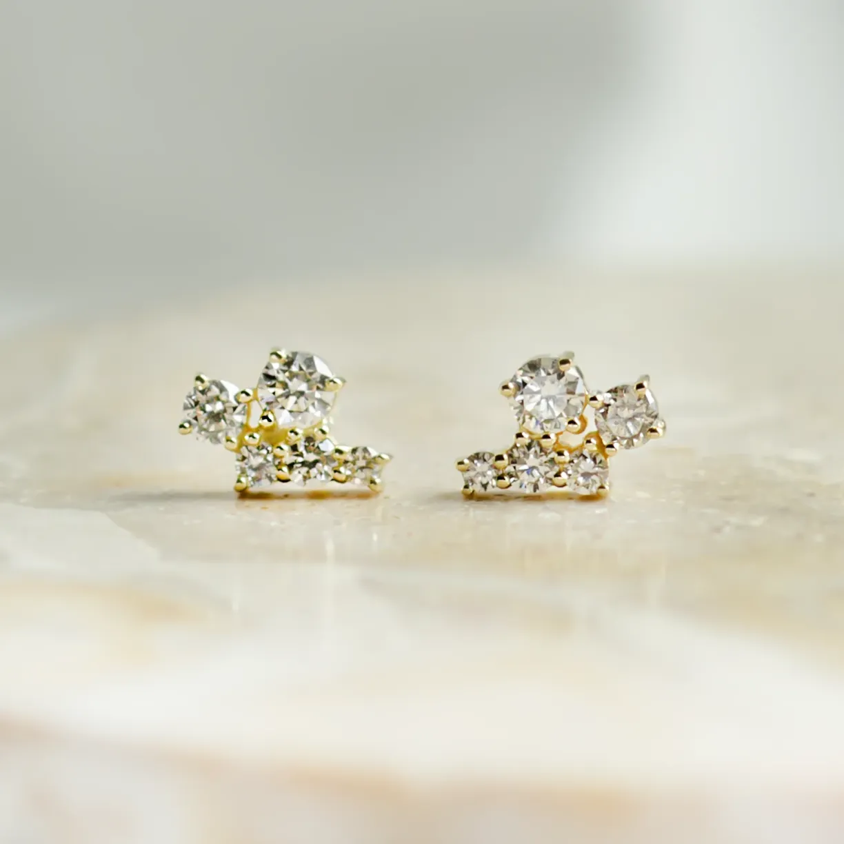 diamond_earrrings