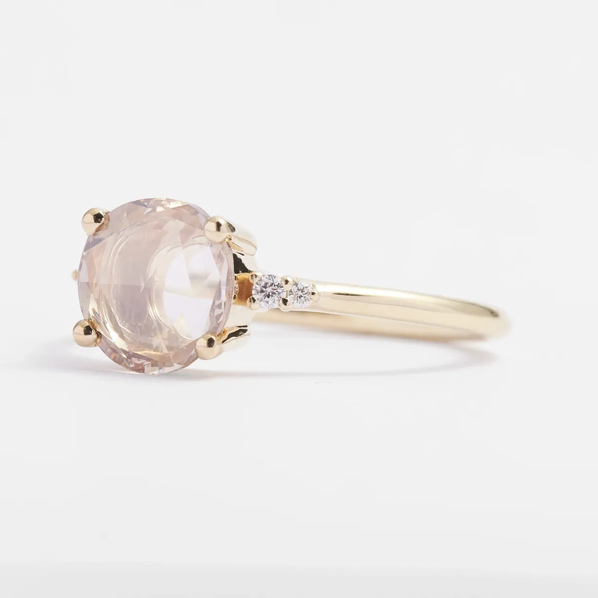Lab grown diamond ring