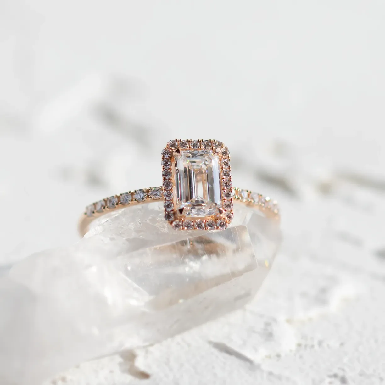 lab-grown diamond engagement ring