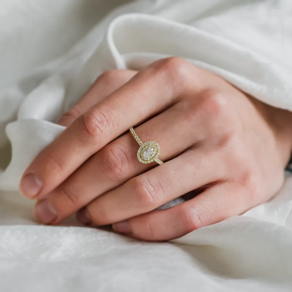 Diamond jewellery Mialis