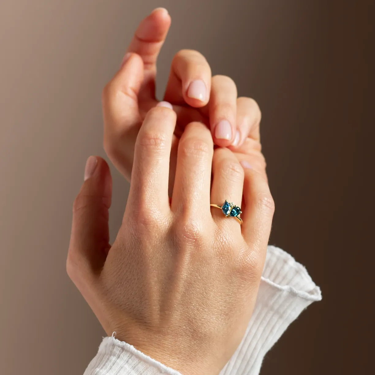 Toi et moi lab-grown diamond ring